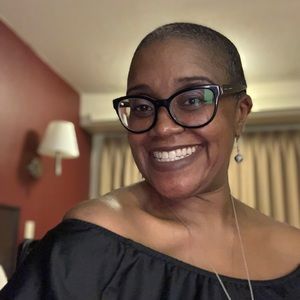 Meet your Posher, Tanya